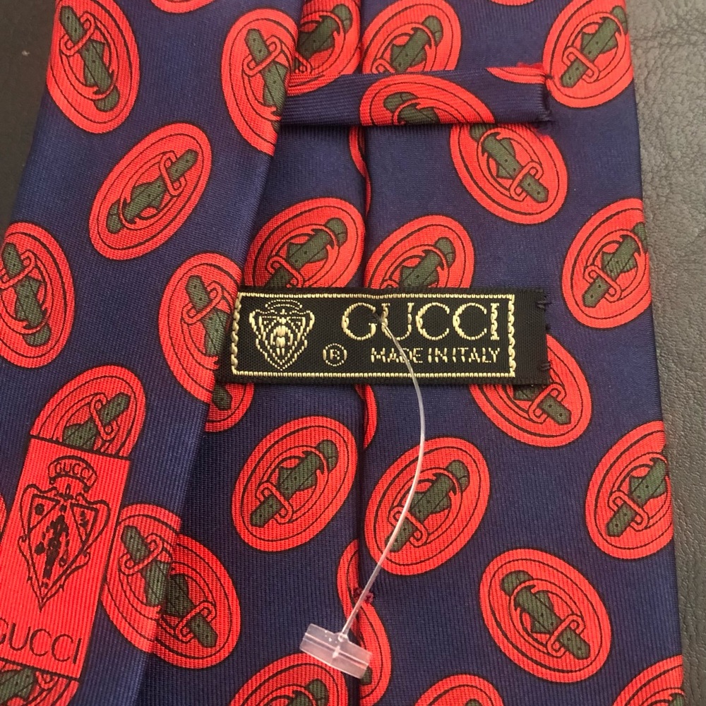 Authentic Gucci silk tie